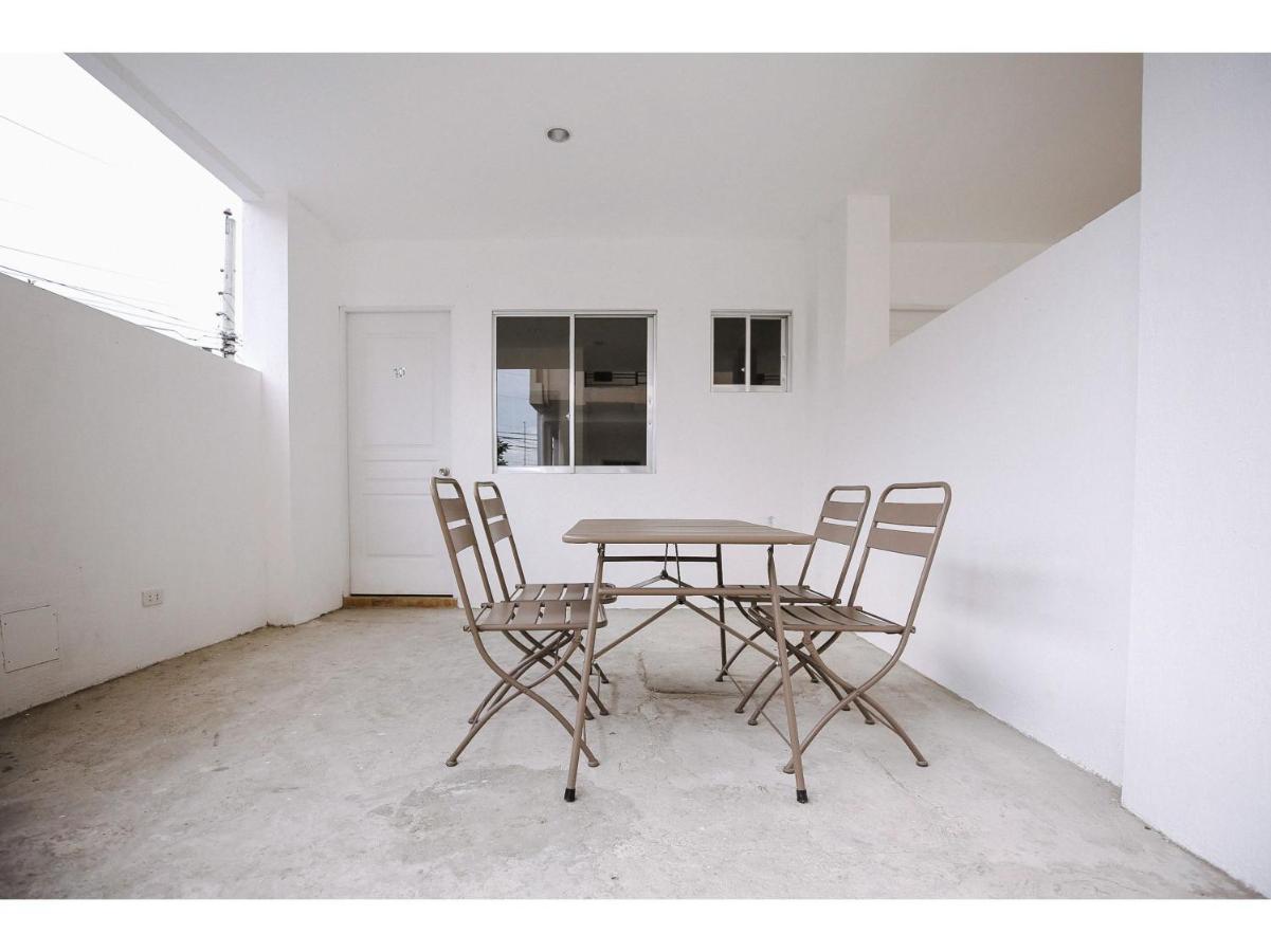 Oyo 789 Abn Residences バコロ エクステリア 写真