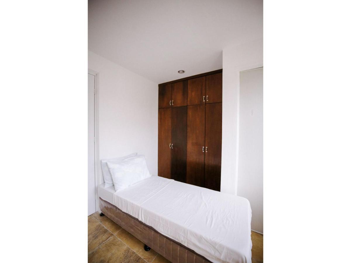 Oyo 789 Abn Residences バコロ エクステリア 写真