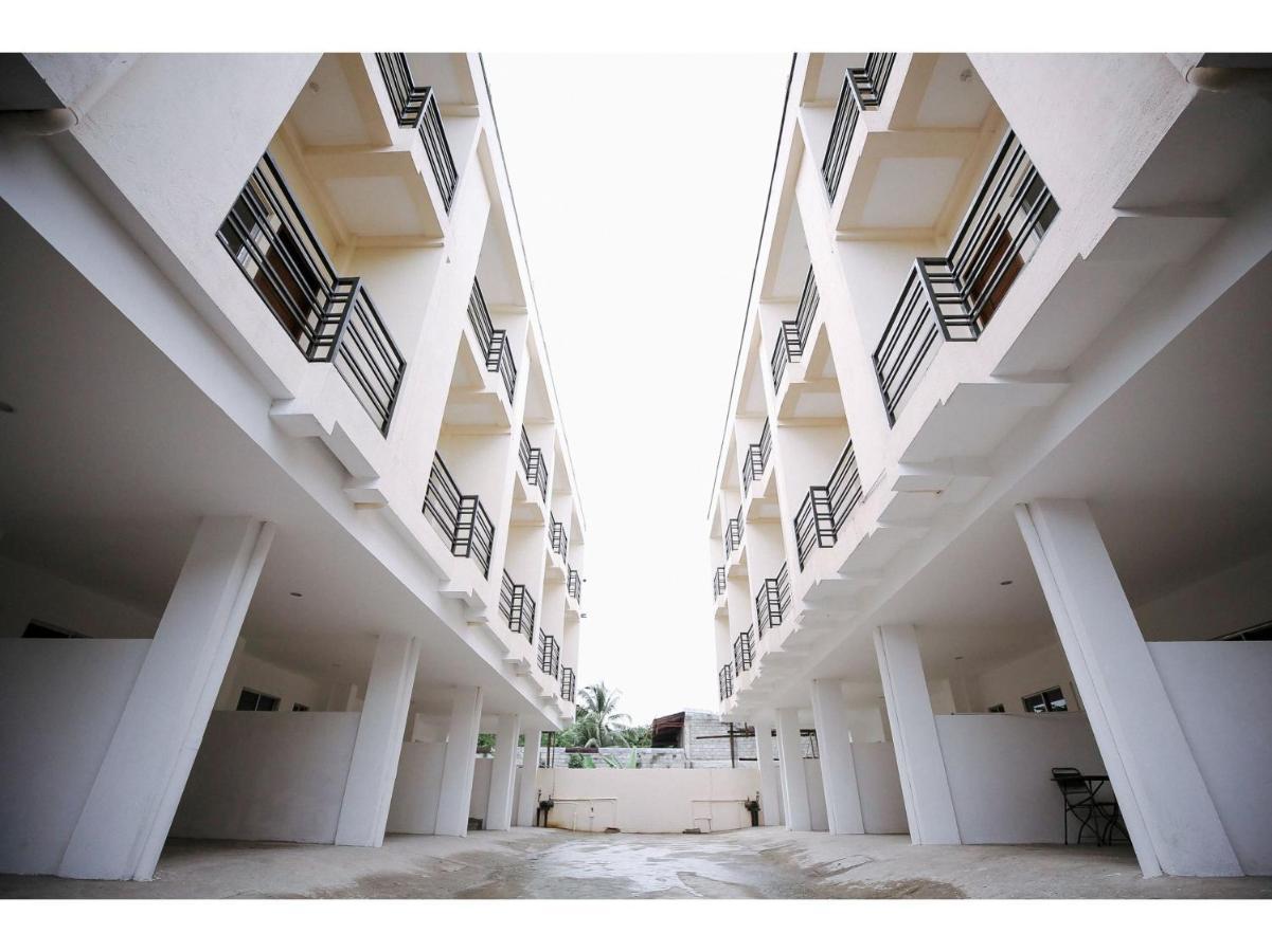 Oyo 789 Abn Residences バコロ エクステリア 写真